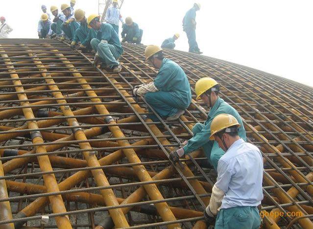 宿迁8-12个圆钢筋焊接网片规格定制-公路铺设螺纹焊接钢筋网片报价